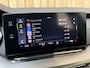 Skoda Octavia Combi 1.0 TSI Business Edition Trekhaak uitklapbaar | Apple CarPlay/Android Auto | Cruise & climate control | LED koplampen | Lichtmetalen velgen | Navigatiesysteem | Parkeersensoren voor en achter