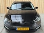 Skoda Octavia Combi 1.0 TSI Business Edition Trekhaak uitklapbaar | Apple CarPlay/Android Auto | Cruise & climate control | LED koplampen | Lichtmetalen velgen | Navigatiesysteem | Parkeersensoren voor en achter