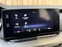 Skoda Octavia Combi 1.0 TSI Business Edition Trekhaak uitklapbaar | Apple CarPlay/Android Auto | Cruise & climate control | LED koplampen | Lichtmetalen velgen | Navigatiesysteem | Parkeersensoren voor en achter