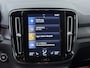 Volvo XC40 1.5 PHEV T5 Ultra Dark | Camera | Elektrische Achterklep | Stuurverwarming | Voor en Achter Stoelverwarming | All Season banden | Draadloos oplader | Elektrische Voorstoelen Met Geheugen | Bliss |