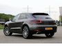 Porsche Macan 2.0 21" Turbo | Memory | Camera | Leder | 14 Weg Comfortstoelen | Agaatgrijs | Volledig Onderhouden