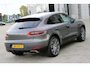Porsche Macan 2.0 21" Turbo | Memory | Camera | Leder | 14 Weg Comfortstoelen | Agaatgrijs | Volledig Onderhouden