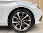 SEAT Leon Sportstourer 1.5 TSI FR Business Intense Trekhaak uitklapbaar | Adaptieve cruise control | Apple CarPlay/Android Auto | LED verlichting | Navigatiesysteem | Rijkstrooksensor | Lichtmetalen velgen | Parkeersensoren voor en achter