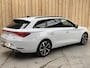 SEAT Leon Sportstourer 1.5 TSI FR Business Intense Trekhaak uitklapbaar | Adaptieve cruise control | Apple CarPlay/Android Auto | LED verlichting | Navigatiesysteem | Rijkstrooksensor | Lichtmetalen velgen | Parkeersensoren voor en achter