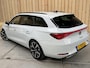 SEAT Leon Sportstourer 1.5 TSI FR Business Intense Trekhaak uitklapbaar | Adaptieve cruise control | Apple CarPlay/Android Auto | LED verlichting | Navigatiesysteem | Rijkstrooksensor | Lichtmetalen velgen | Parkeersensoren voor en achter