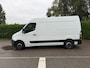 Renault Master T35 2.3 dCi L2H2 |Luchtgeveerde stoel | A Camera | Trekhaak | Cruis contr