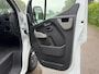Renault Master T35 2.3 dCi L2H2 |Luchtgeveerde stoel | A Camera | Trekhaak | Cruis contr