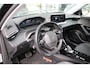 Peugeot e-2008 EV Allure 50 kWh Airco Camera Carplay SOH 91,8% Dealer onderhouden