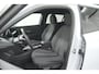 Peugeot e-2008 EV Allure Avantage 54 kWh | 97,3% SOH | 11 KW Lader | Apple Carplay | Parkeersensoren