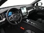 Volvo XC60 T6 Recharge AWD Plus Black Edition | Luchtvering | Premium Pack | Head-Up | Panoramadak | 360° Camera | 22" | Nappa Sportstoel | Harman/Kardon