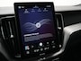 Volvo XC60 T6 Recharge AWD Plus Black Edition | Luchtvering | Premium Pack | Head-Up | Panoramadak | 360° Camera | 22" | Nappa Sportstoel | Harman/Kardon