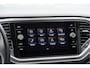 Volkswagen T-Roc 1.0 TSI Style BJ2020 Lmv 16" | Led | Pdc | Afneembare trekhaak | App-Connect | Navi | Airco | Cruise control | Getint glas