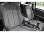 Volkswagen T-Roc 1.0 TSI Style BJ2020 Lmv 16" | Led | Pdc | Afneembare trekhaak | App-Connect | Navi | Airco | Cruise control | Getint glas