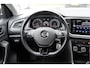 Volkswagen T-Roc 1.0 TSI Style BJ2020 Lmv 16" | Led | Pdc | Afneembare trekhaak | App-Connect | Navi | Airco | Cruise control | Getint glas