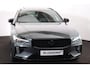 Volvo V60 T8 Plug-in hybrid AWD Plus Dark - Performance - Panorama/schuifdak - IntelliSafe Assist & Surround - 360º Camera - Harman/Kardon audio - Verwarmde voorstoelen, stuur & achterbank - Parkeersensoren voor & achter - Elektr. bedienb. voorstoelen met geheugen - Head up display - Extra getint glas - 19' LMV