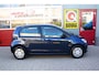 Volkswagen Up! 1.0 move up! BlueMotion O.a: Navi, Bluetooth, Airco, Nap, Nw. apk, Etc... Rijklaar All-in prijs!