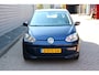 Volkswagen Up! 1.0 move up! BlueMotion O.a: Navi, Bluetooth, Airco, Nap, Nw. apk, Etc... Rijklaar All-in prijs!