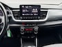Kia Stonic 1.0 T-GDi MHEV DynamicLine | Achteruitrijcamera | Parkeersensoren achter | Apple/Android Carplay | Climate control | Cruise control | LMV