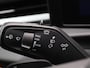 Volkswagen T-Roc 1.5 eTsi R-Line First Edition 150PK DSG Pano-Schuifdak, Trekhaak, Black Style, 20" LM Velgen, Keyless, Side Asisst, Matrix LED-Verlichting, Achteruitrijcamera