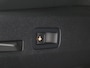 Volkswagen T-Roc 1.5 eTsi R-Line First Edition 150PK DSG Pano-Schuifdak, Trekhaak, Black Style, 20" LM Velgen, Keyless, Side Asisst, Matrix LED-Verlichting, Achteruitrijcamera