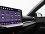 Volkswagen T-Roc 1.5 eTsi R-Line First Edition 150PK DSG Pano-Schuifdak, Trekhaak, Black Style, 20" LM Velgen, Keyless, Side Asisst, Matrix LED-Verlichting, Achteruitrijcamera