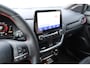 Ford Puma 1.0-125pk EcoBoost Hybrid ST-Line X Two tone. AUTOMAAT ! Gun uzelf het plezier en comfort van een automaat ! Ca. €. 10.000,- beneden de nieuwprijs ! Volautm. airco, navigatie, telefoonvoorb., cruise control, lane assist, B&O soundsystem, LED verlichting, camera, parkeersensoren v+a etc.