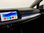 Volkswagen Golf 1.5 150pk eTSI Life DSG Navigatie Climate control Parkeer sensoren Stoelverwarming DAB Led Digitale Cockpit Lichtmetalen velgen Apple Carplay/ Android Auto