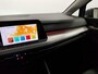 Volkswagen Golf 1.5 150pk eTSI Life DSG Navigatie Climate control Parkeer sensoren Stoelverwarming DAB Led Digitale Cockpit Lichtmetalen velgen Apple Carplay/ Android Auto