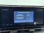 Hyundai Kona 1.6 GDI HEV PREMIUM | LEDER | ELEKTRISCHE STOELEN | APPLE CARPLAY & ANDROID AUTO | STOELVERWARMING & COOLING | CAMERA | CRUISE ADAPT. | CLIMA | NAVI | 18'' LM VELGEN | FABRIEKSGARANTIE GELDIG T/M 12-2029! |
