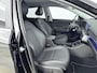 Hyundai Kona 1.6 GDI HEV PREMIUM | LEDER | ELEKTRISCHE STOELEN | APPLE CARPLAY & ANDROID AUTO | STOELVERWARMING & COOLING | CAMERA | CRUISE ADAPT. | CLIMA | NAVI | 18'' LM VELGEN | FABRIEKSGARANTIE GELDIG T/M 12-2029! |