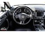 Volkswagen Touareg 3.0 TDI Highline|CarPlay|Leder|Trekhaak|€14.050,- Ex. Btw