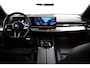 BMW 5-Serie Touring 530e 299pk M-SPORT Pro | 360 Camera | Leder/Alcantara | Trekhaak | Harman/Kardon | Adaptive Cruise | Head-up |