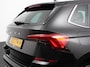 Skoda Kamiq 1.0 TSI 110pk DSG Style Navigatie Apple Carplay / Android auto Parkeersensor achter Cruise Control Verwarmbare voorstoelen Extra getint glas Climate Control