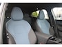 Volvo EX30 Single Motor Ext Range Plus Black Ed Europa 69 kWh | Adaptieve Cruise Control met Pilot Assist | Sfeerverlichting interieur | Premium audio by Harman Kardon | Verwarmbare voorstoelen + stuurwiel | Park Assist voor + achter | Parkeercamera | Blind Spot Information System |