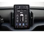 Volvo EX30 Single Motor Ext Range Plus Black Ed Europa 69 kWh | Adaptieve Cruise Control met Pilot Assist | Sfeerverlichting interieur | Premium audio by Harman Kardon | Verwarmbare voorstoelen + stuurwiel | Park Assist voor + achter | Parkeercamera | Blind Spot Information System |