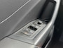Volkswagen T-Roc 1.0 115pk TSI Style Parkeerassistent (Park Assist) | Adaptive Cruise Control | 'Climatronic', 2-zone