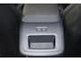 Volvo XC60 T6 Recharge AWD Plus Black Edition - IntelliSafe Assist & Surround - Harman/Kardon audio - Parkeercamera achter - Verwarmde voorstoelen, stuur & achterbank - Parkeersensoren voor & achter - Elektr. bedienb. voorstoelen met geheugen - Draadloze tel. lader - 21' LMV
