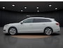 Skoda Superb Combi 1.5 TSI First Edition | Pano dak | Trekhaak | Stoelverwarming v+a |