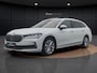 Skoda Superb Combi 1.5 TSI First Edition | Pano dak | Trekhaak | Stoelverwarming v+a |