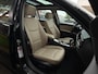 BMW 3-Serie Touring 318i Luxury Line | Automaat | Panoramadak