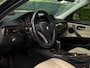 BMW 3-Serie Touring 318i Luxury Line | Automaat | Panoramadak