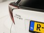 Toyota C-HR / C-HR+ 1.8 Hybrid Sport Automaat (GROOT NAVI, CLIMATE, CAMERA, STOELVERWARMING, SPORTSTOELEN, ADAPTIVE CRUISE, GETINT GLAS, KEYLESS, NIEUWSTAAT)