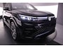 Volkswagen Tiguan R-Line Edition 1.5 TSI eHybrid 272pk DSG Automaat Trekhaak, Black style, Panoramadak, Adaptive cruise control, Achteruitrijcamera, Elektrische achterklep