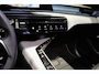Peugeot e-5008 GT Avantage 73 kWh 7p STOELVERWARMNG VOOR EN ACHTER - SCHUIF/KANTEL DAK - 7 ZITS