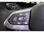 Volkswagen T-Roc 1.5 eTSI 150PK R-Line DSG (Nw Model) | Navigatie | IQ light | El. achterklep | PDC+Camera | Stuur- en Stoelverwarming