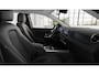 Mercedes-Benz B-klasse 200 Luxury Line | Panoramadak | Stoelverwarming | Widescreen | Dodehoekassistent |