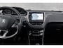 Peugeot 2008 1.2 PureTech Style | Trekhaak | Panoramadak | Navigatie | Airco