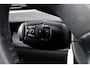 Peugeot 2008 1.2 PureTech Style | Trekhaak | Panoramadak | Navigatie | Airco