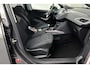 Peugeot 2008 1.2 PureTech Style | Trekhaak | Panoramadak | Navigatie | Airco