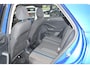 Volkswagen T-Roc 1.0 TSI Style navi clima cruise pdc trekhaak 17 inch !!